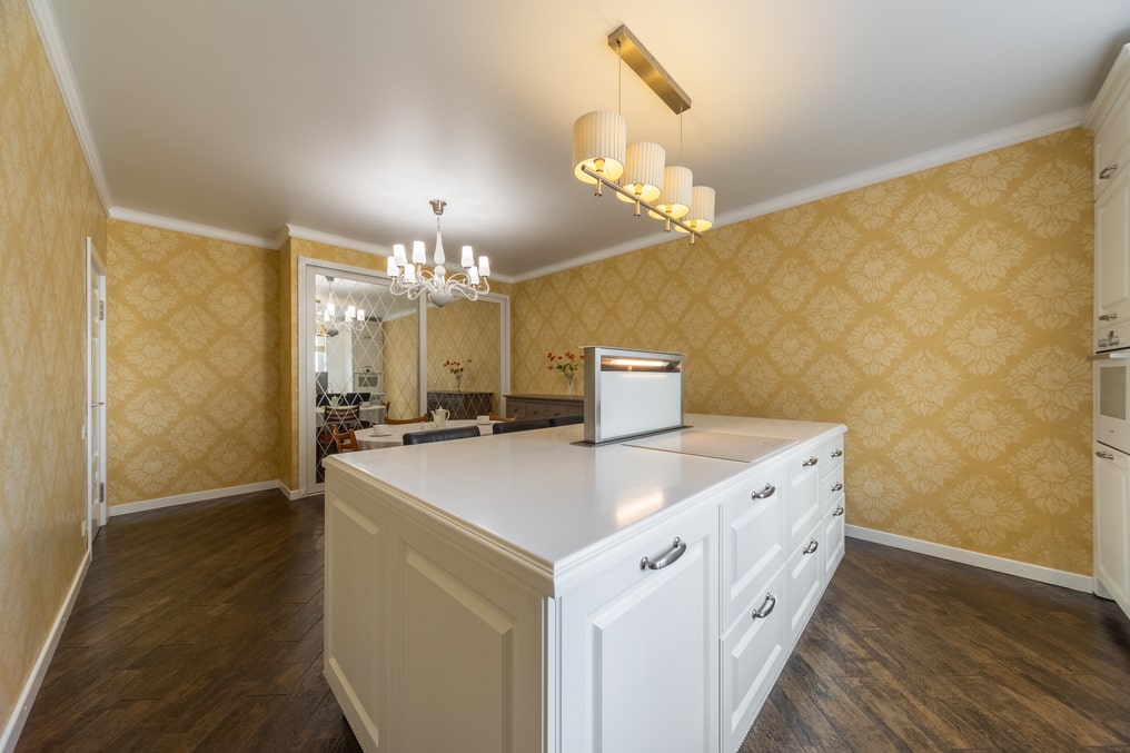 Продажа 3-комн. квартиры, 94 м², Смоленская ул., 13